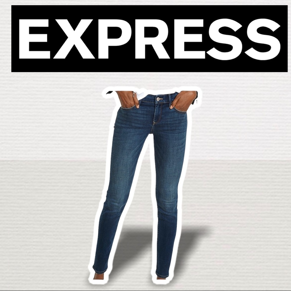 🆕 Express Mid Rise Medium Wash Jeggings